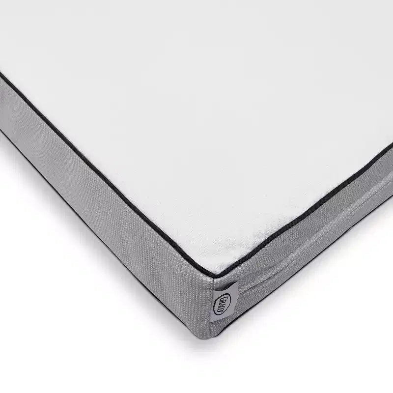 Materasso per culla e lettino 5" Basics: Solido, Copertura impermeabile, Materasso in fibra di dimensioni standard