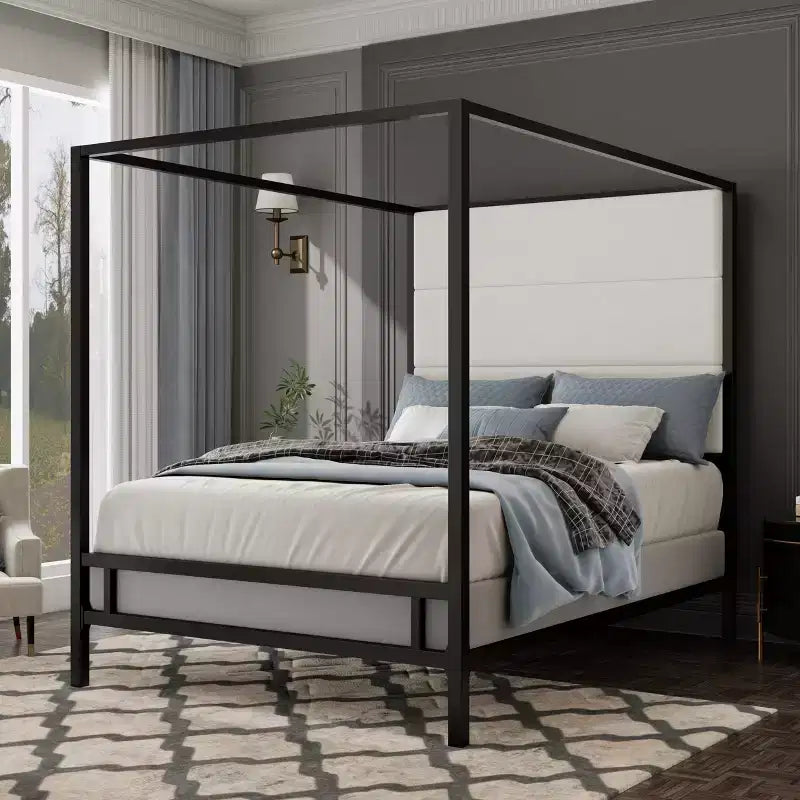 Letto a baldacchino Queen/King Size in metallo con struttura a 4 colonne e testiera alta imbottita in tessuto di lino, necessaria la rete a molle, oro+marrone chiaro/nero+bianco