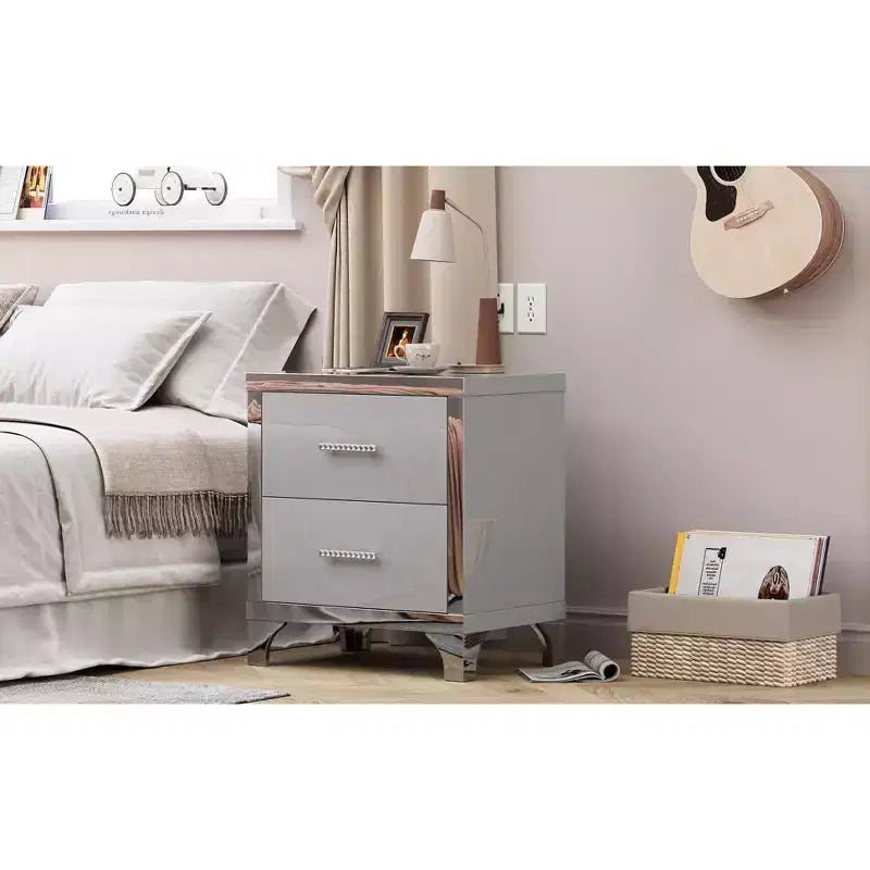 Comodino moderno elegante lucido a specchio con 2 cassetti e inserti a specchio per camera da letto o soggiorno