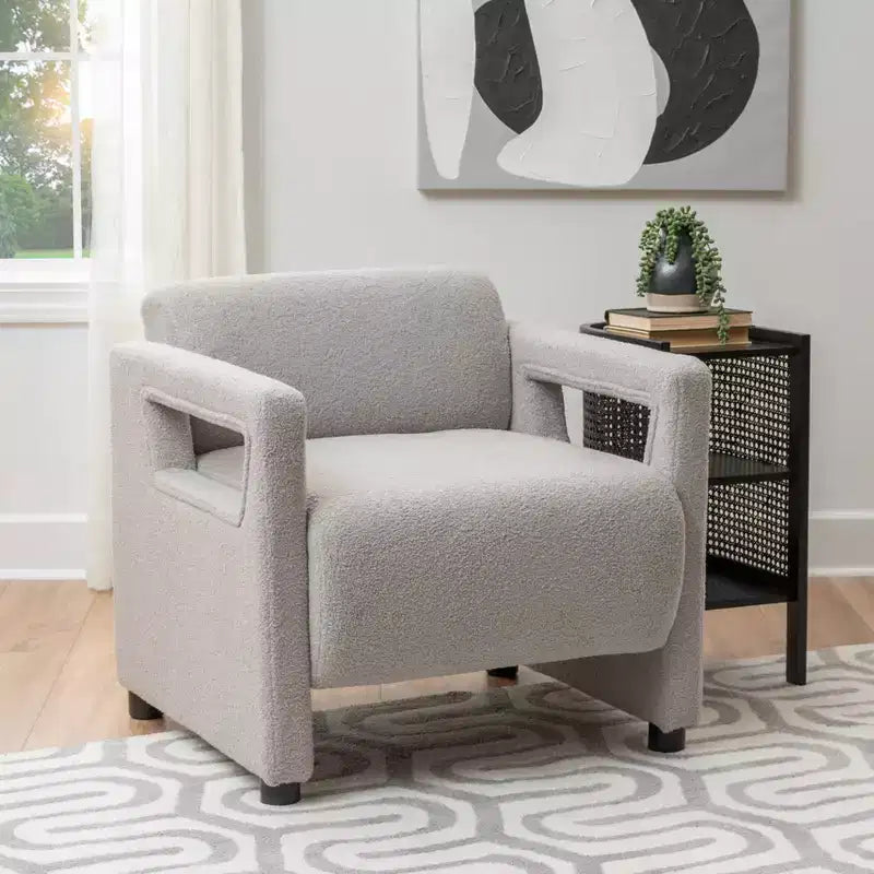 Poltrona Landon con rivestimento in finto shearling grigio chiaro